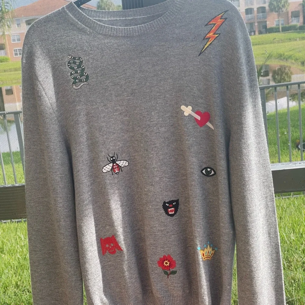 Gray Crewneck Sweater with Embroidered Patch Accents